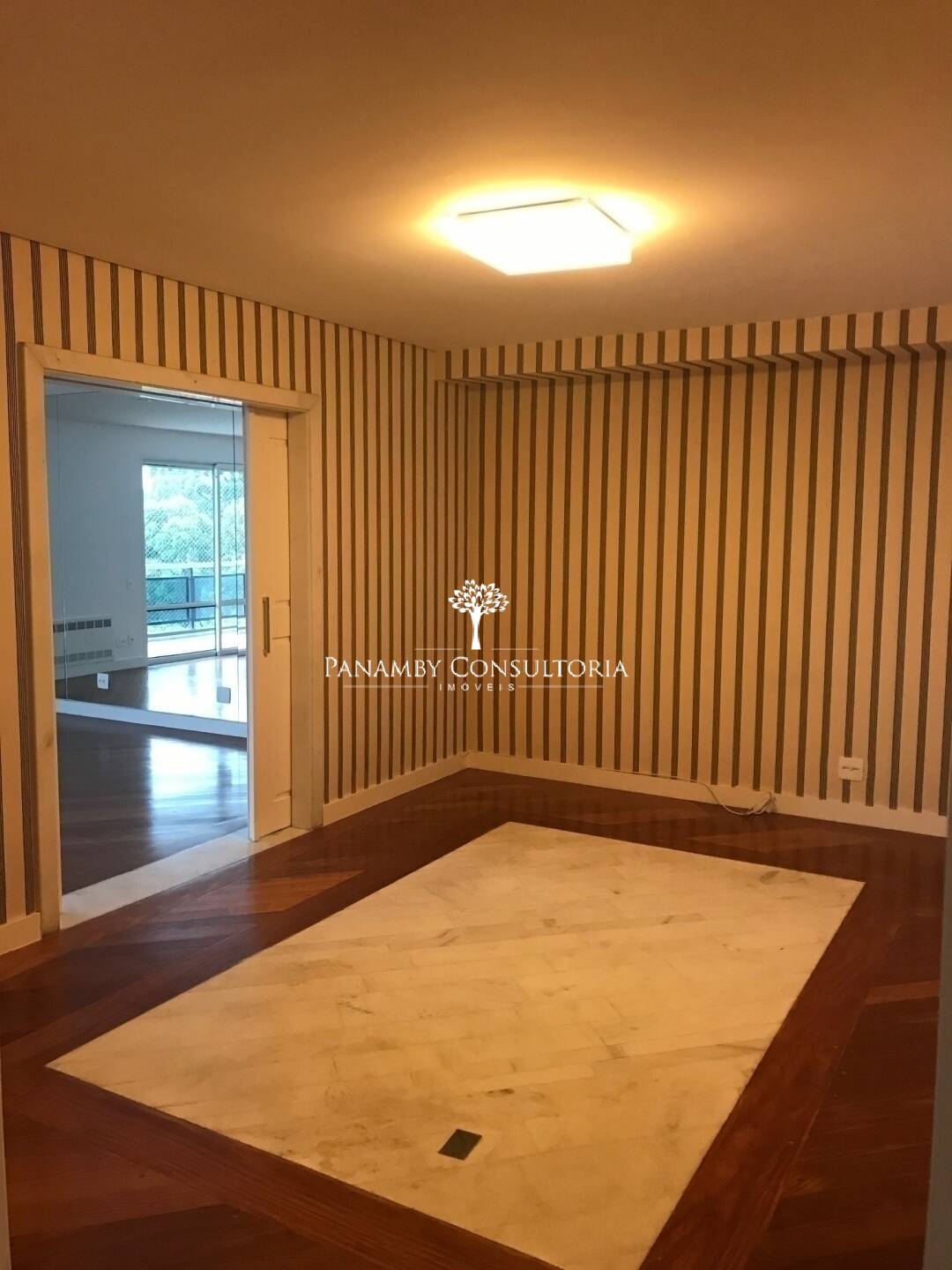 Apartamento para alugar com 4 quartos, 339m² - Foto 4