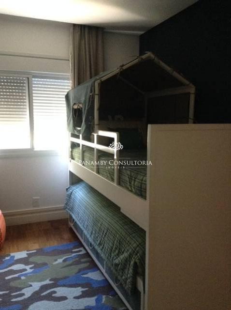 Apartamento à venda com 3 quartos, 260m² - Foto 32