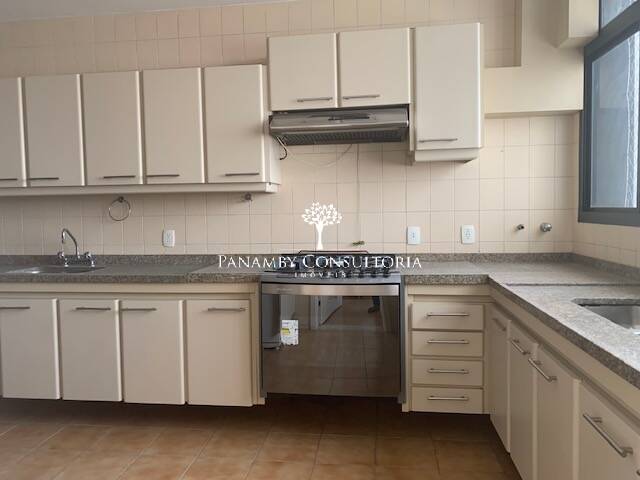 Apartamento para alugar com 4 quartos, 327m² - Foto 9