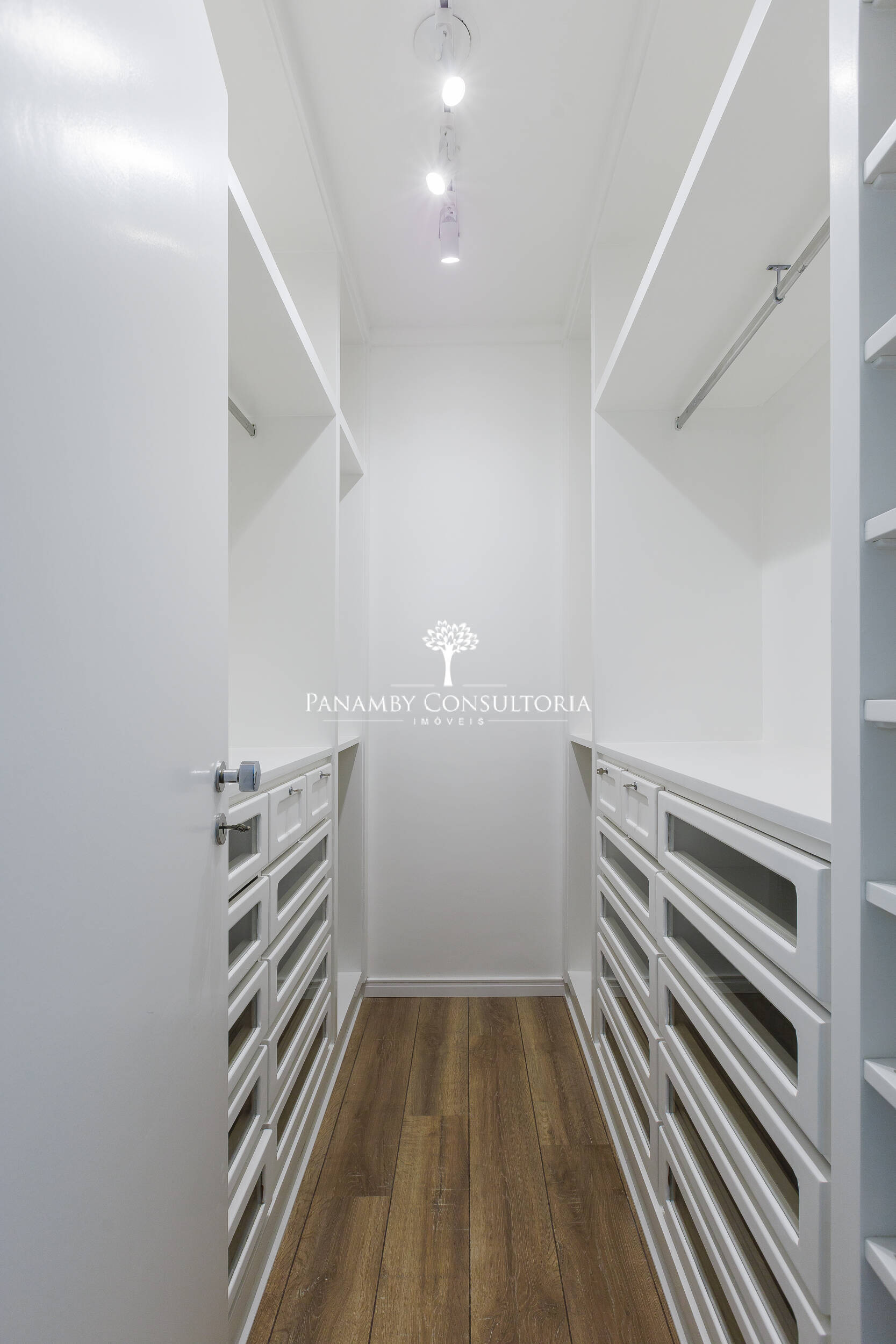 Apartamento à venda e aluguel com 3 quartos, 208m² - Foto 10