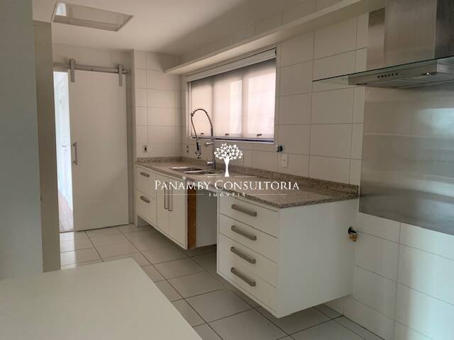 Apartamento para alugar com 4 quartos, 226m² - Foto 6