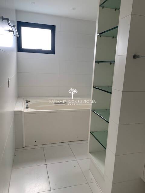 Apartamento para alugar com 4 quartos, 226m² - Foto 16