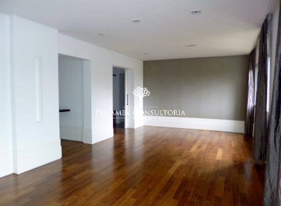 Apartamento à venda com 4 quartos, 207m² - Foto 2